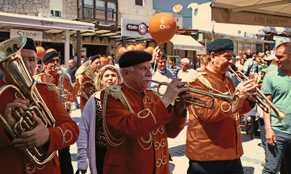 gezgindergi-turkiye-alacati-ot-festivali (6)