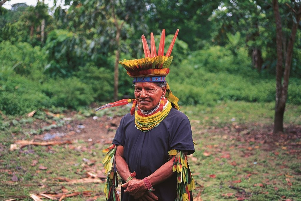 Reis Taita Placido, KOFAN kabilesi , Putumayo bölgesi amazon ormanlarında yaşayan yerli topluluğunun reisi. Kabilenin doktoru.