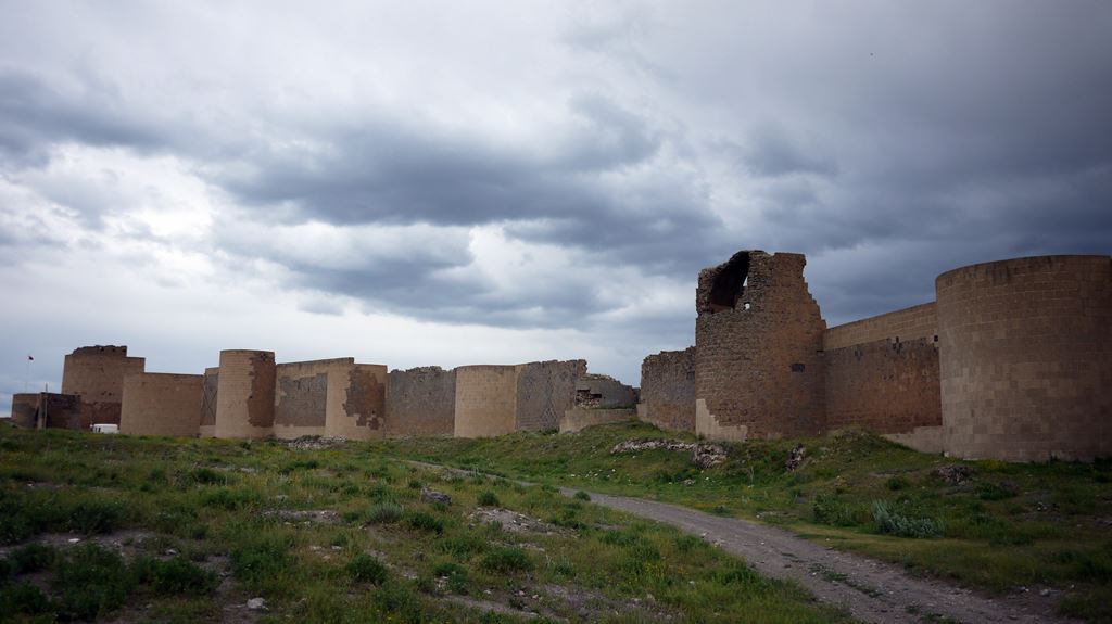 BU YAZIN İKİ GÜNÜ KARS’A…